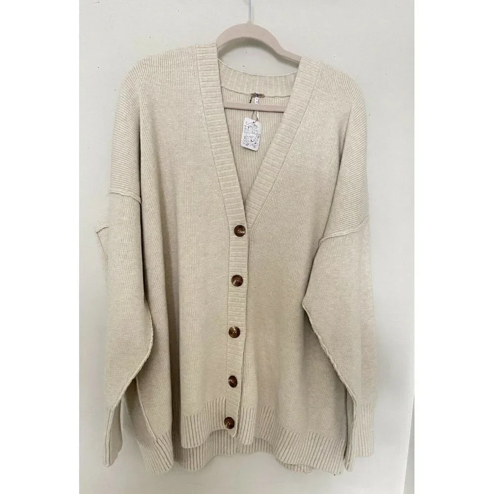 NWT FREE PEOPLE Sz M EAST SIDE OVERSIZED CARDIGAN CARDI SWEATER IN NEUTRAL